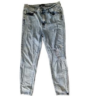 Between Us Womens 16 Bedazzled Star Acid Wash Distressed McBling Denim Jeans